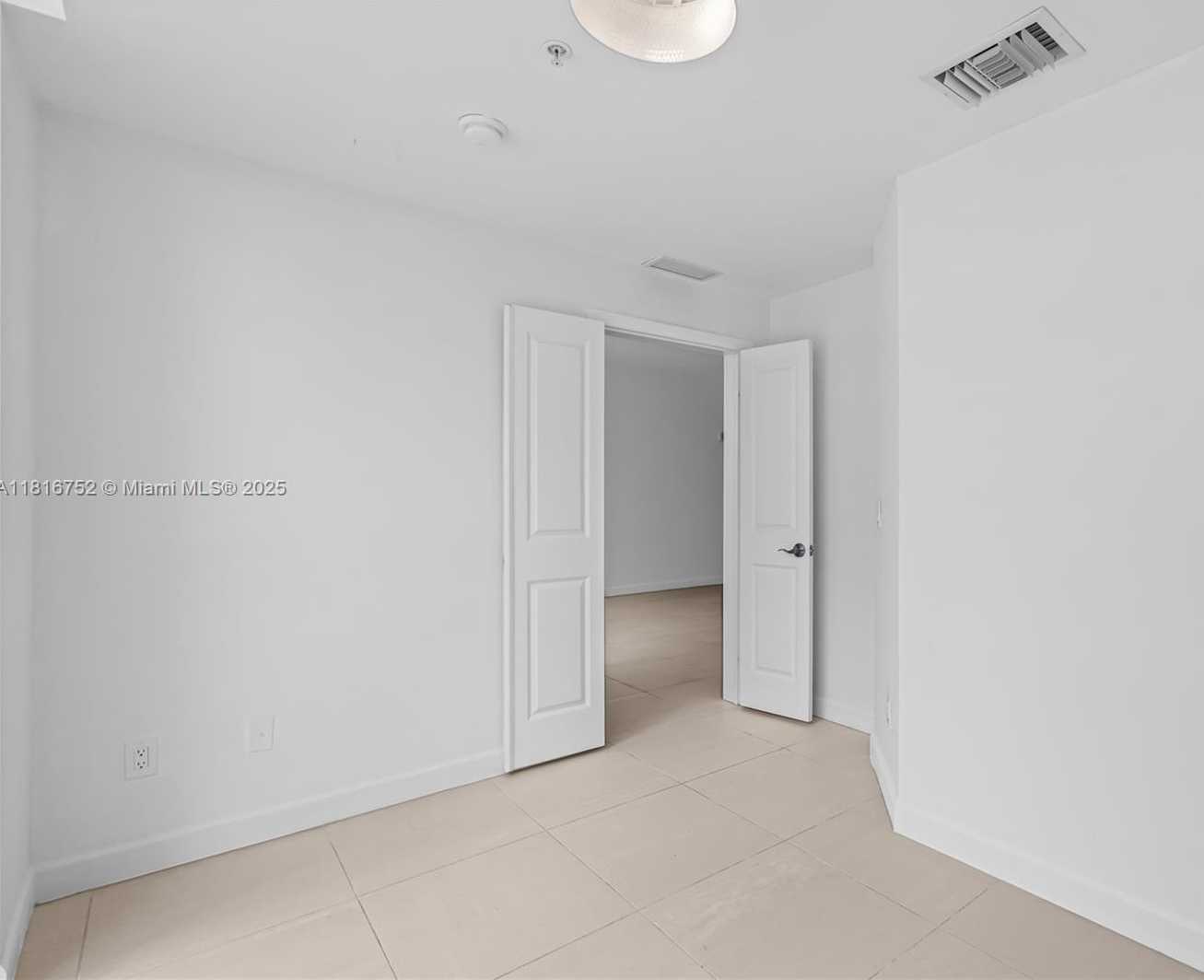 Small Image of 1945 SOUTH OCEAN DR #704, Hallandale Beach Number 47