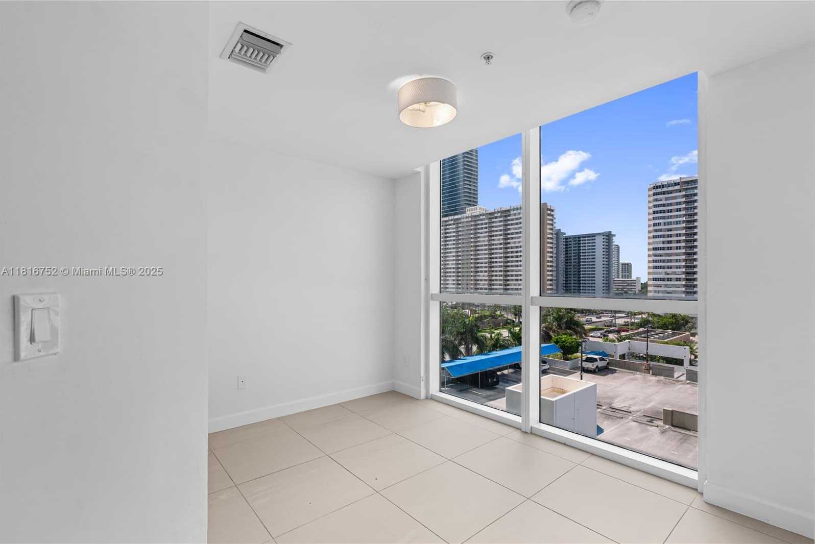 Small Image of 1945 SOUTH OCEAN DR #704, Hallandale Beach Number 54
