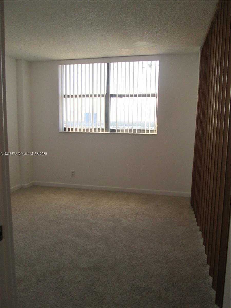 Small Image of 290 174TH ST #1704, Sunny Isles Beach Number 15