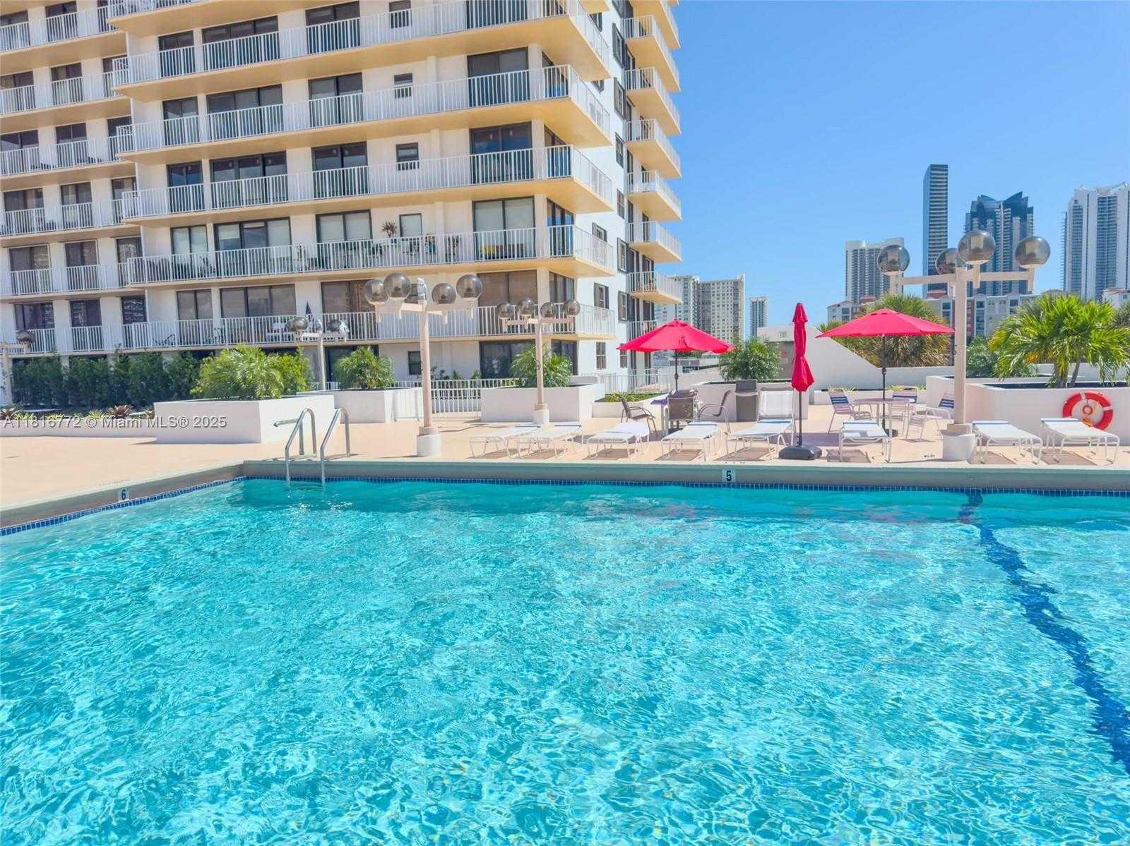 Small Image of 290 174TH ST #1704, Sunny Isles Beach Number 18