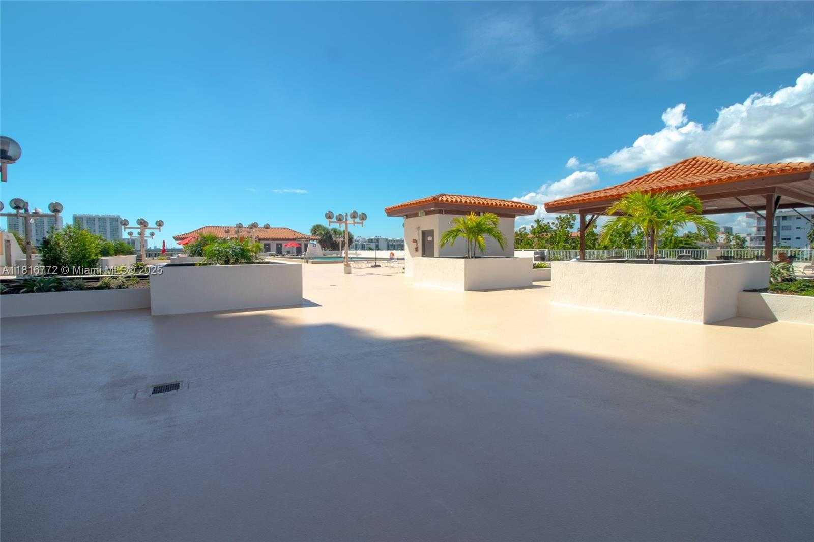 Small Image of 290 174TH ST #1704, Sunny Isles Beach Number 30