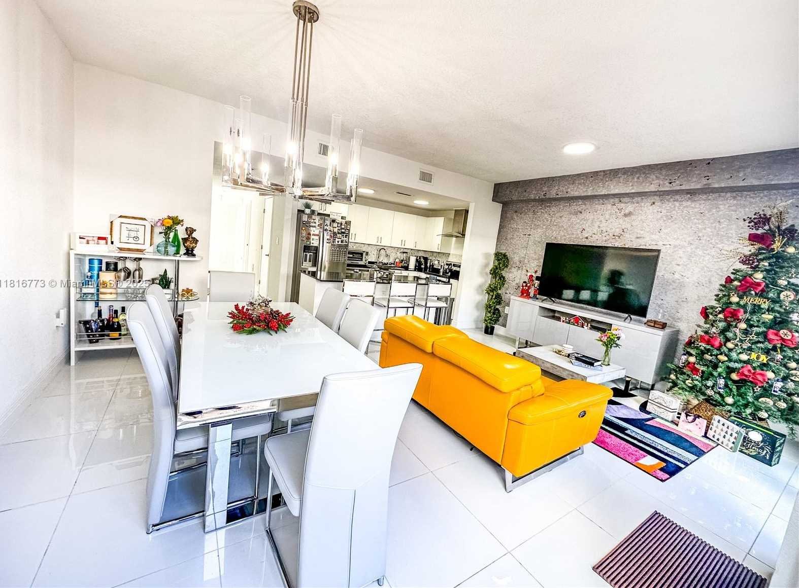 Small Image of 14467 SOUTH WEST 260TH ST #14467, Homestead Number 2