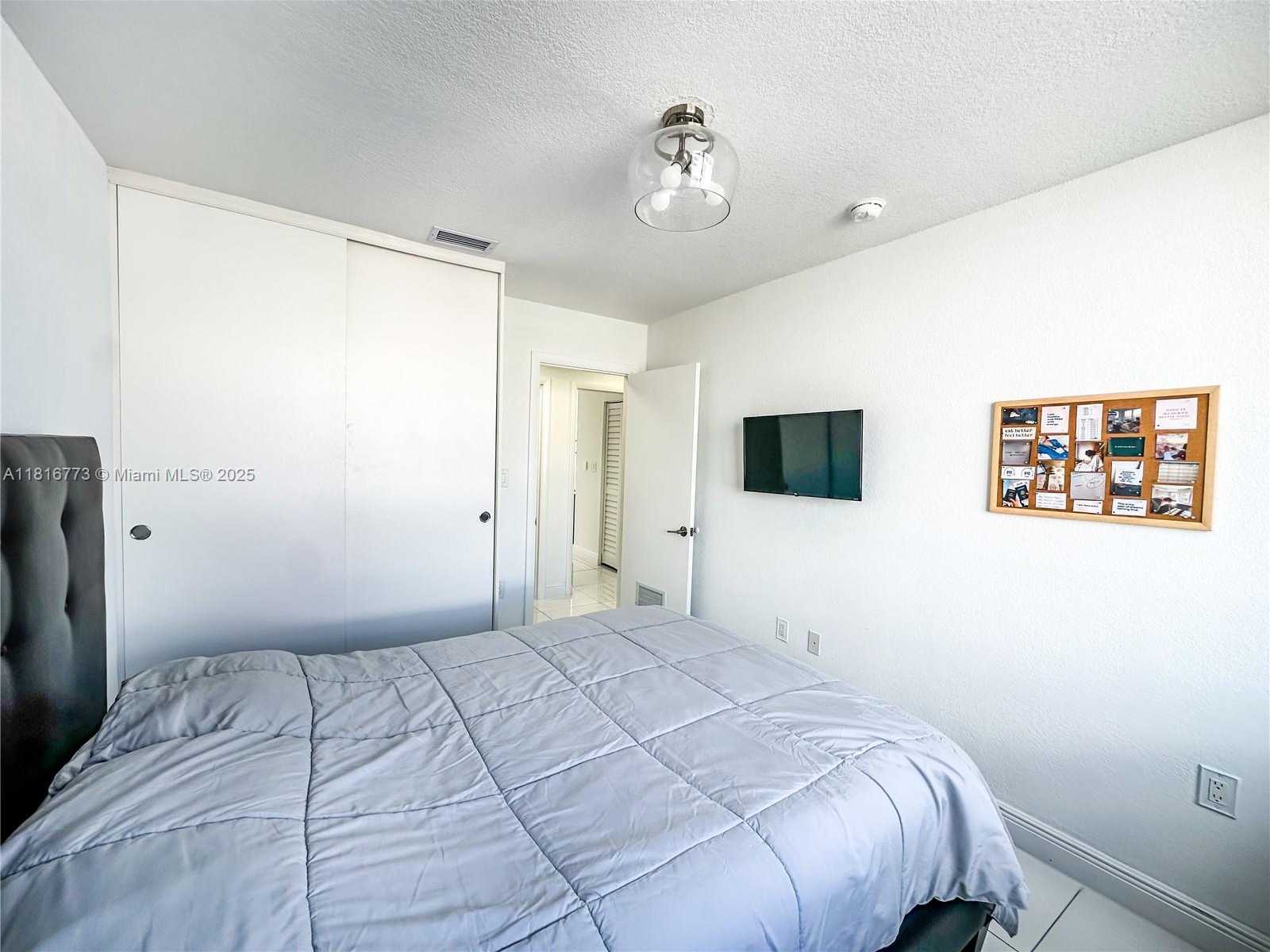 Small Image of 14467 SOUTH WEST 260TH ST #14467, Homestead Number 27