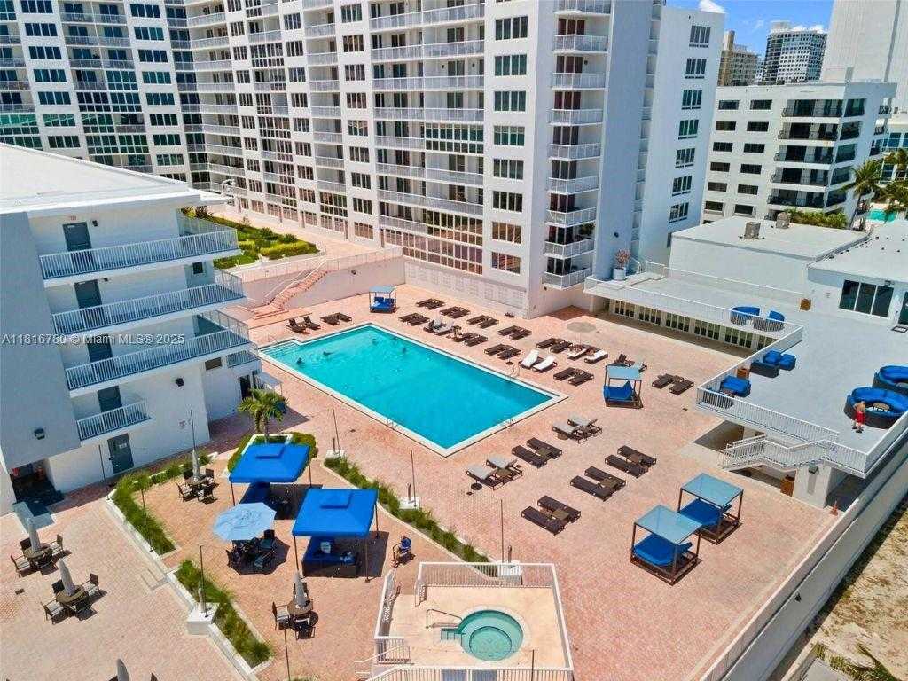 Small Image of 5401 COLLINS AVE #1226, Miami Beach Number 19