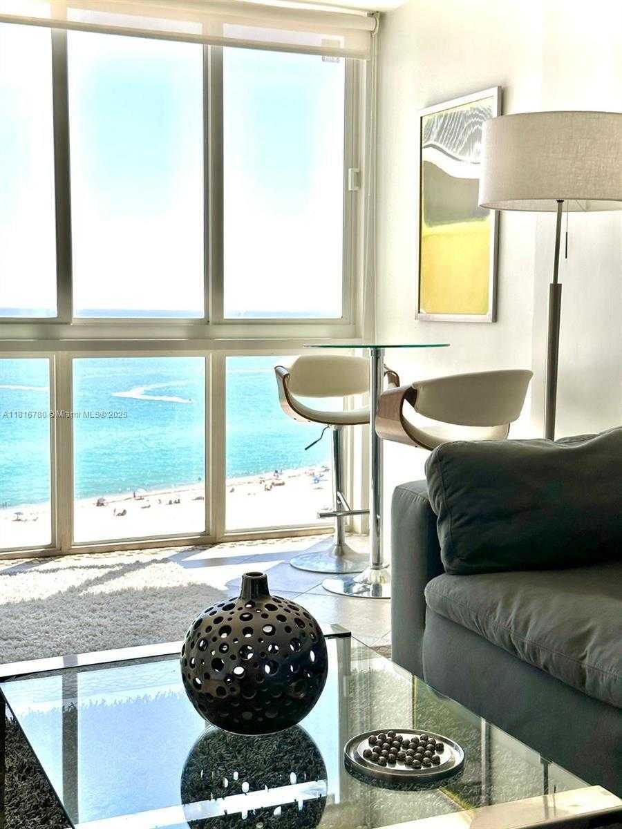 Small Image of 5401 COLLINS AVE #1226, Miami Beach Number 3