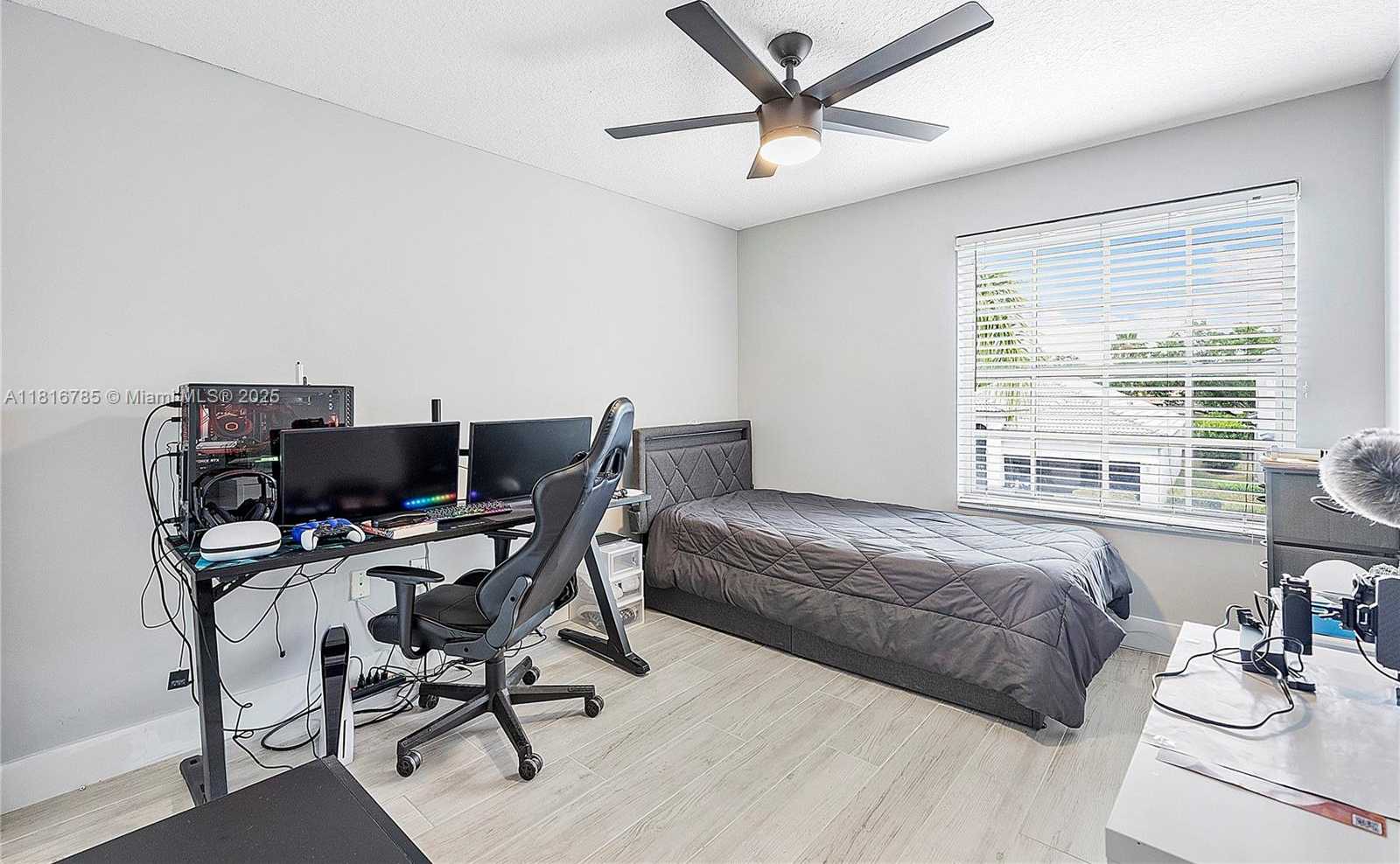Small Image of 1008 NORTH WEST 116TH AVE, Coral Springs Number 11
