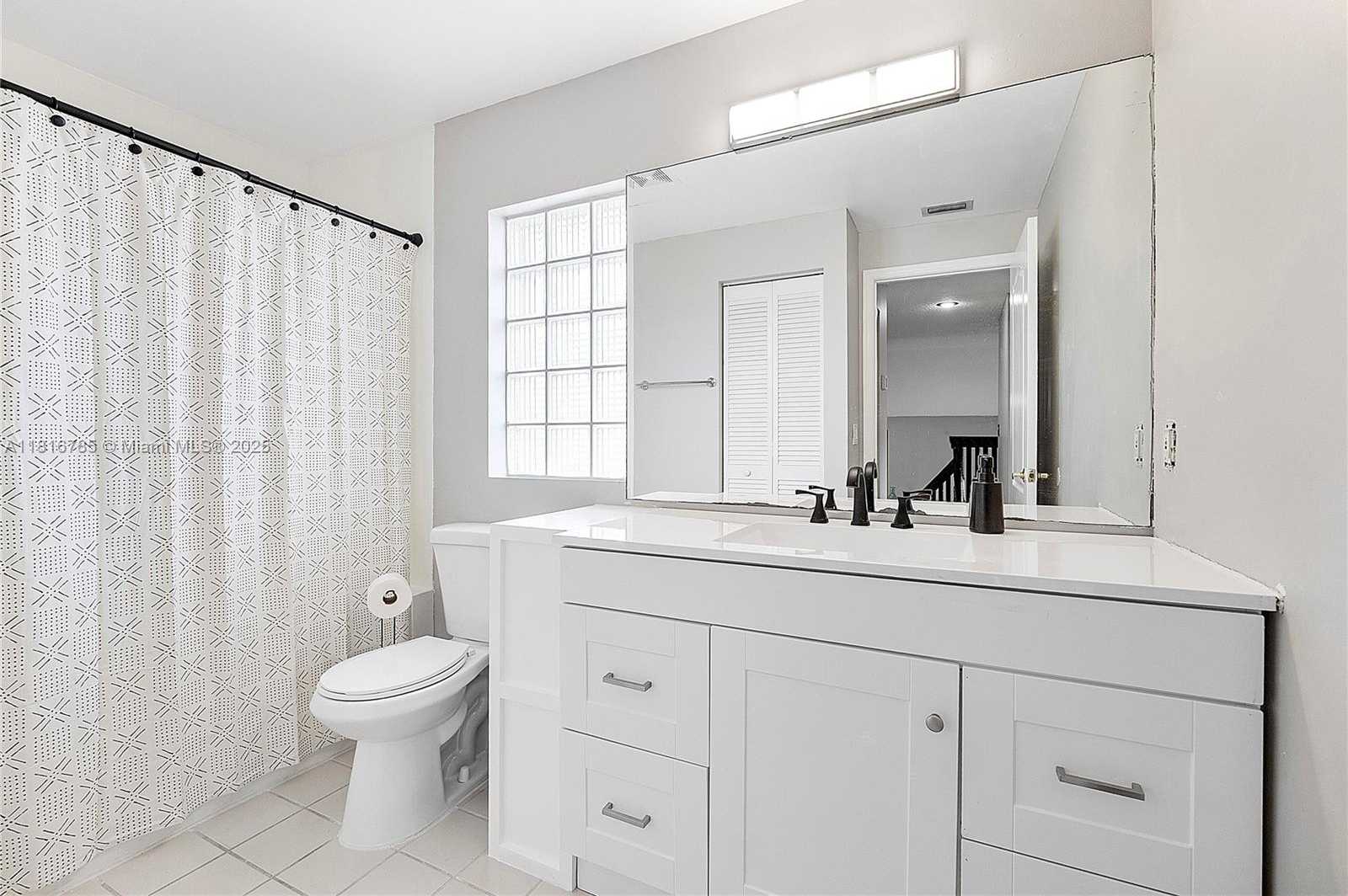 Small Image of 1008 NORTH WEST 116TH AVE, Coral Springs Number 33