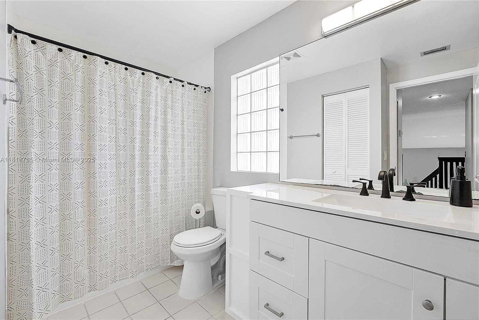Small Image of 1008 NORTH WEST 116TH AVE, Coral Springs Number 35