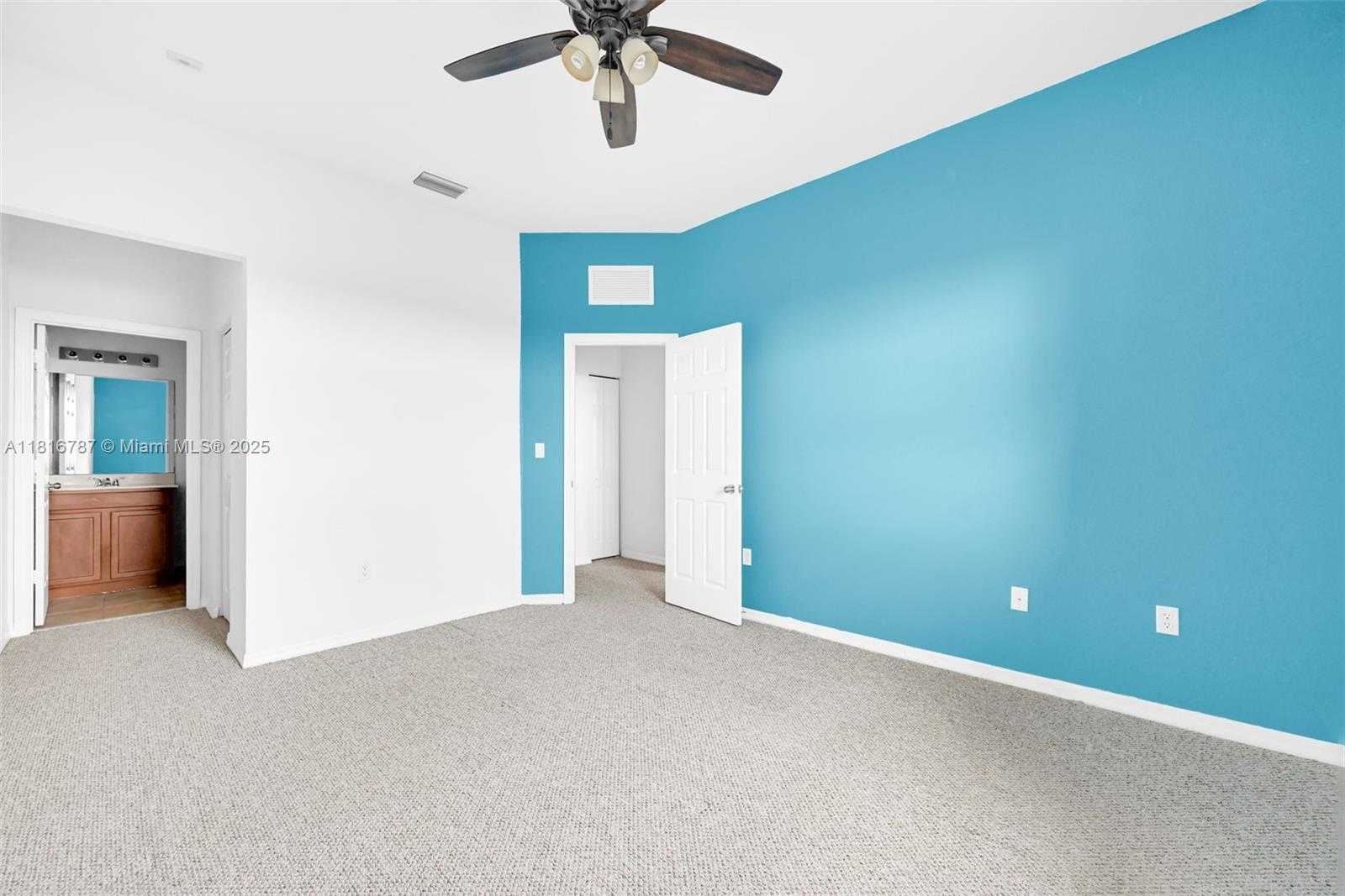 Small Image of 10870 NORTH WEST 88TH TER #202, Doral Number 23