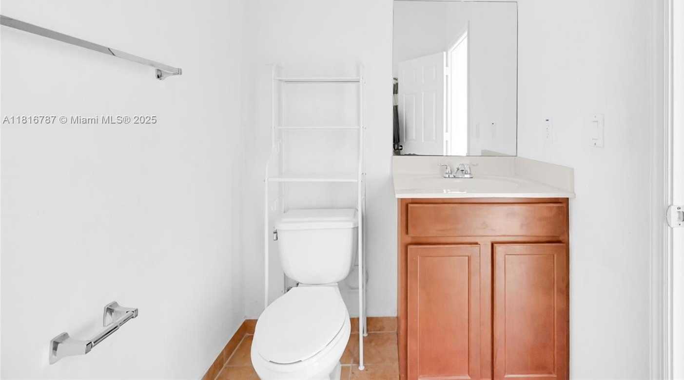 Small Image of 10870 NORTH WEST 88TH TER #202, Doral Number 27