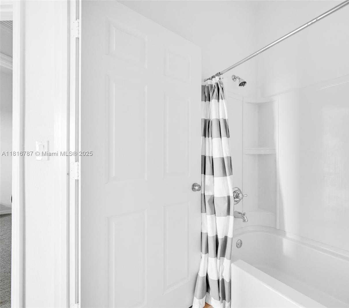Small Image of 10870 NORTH WEST 88TH TER #202, Doral Number 35