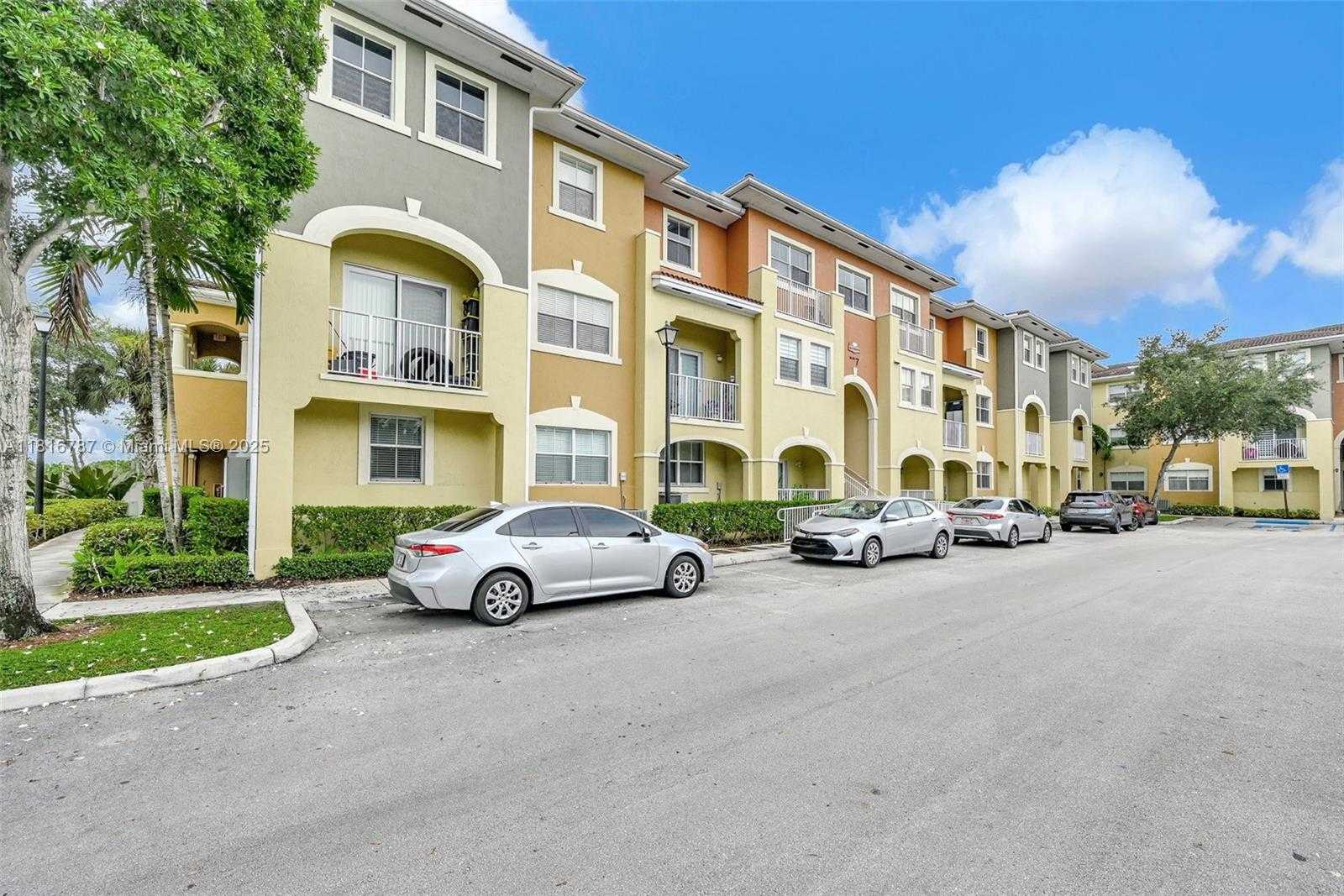 Small Image of 10870 NORTH WEST 88TH TER #202, Doral Number 49