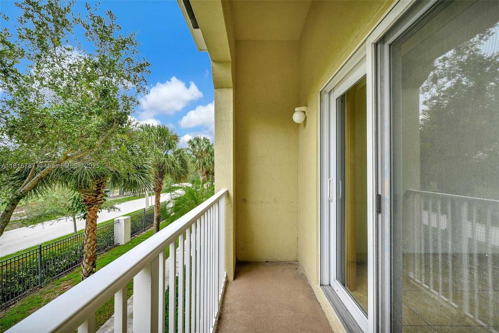 Small Image of 10870 NORTH WEST 88TH TER #202, Doral Number 52