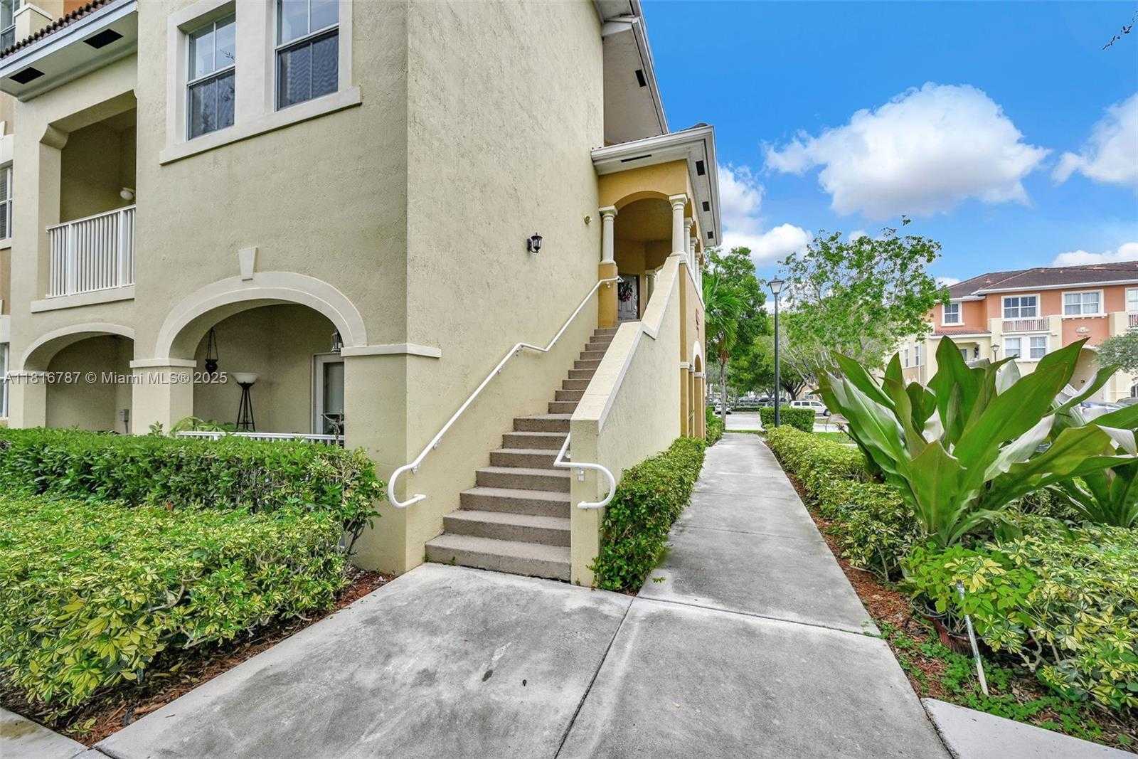 Small Image of 10870 NORTH WEST 88TH TER #202, Doral Number 57