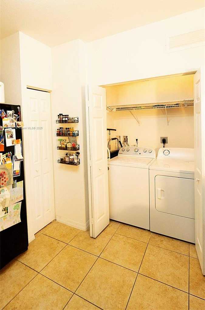 Small Image of 10870 NORTH WEST 88TH TER #202, Doral Number 6