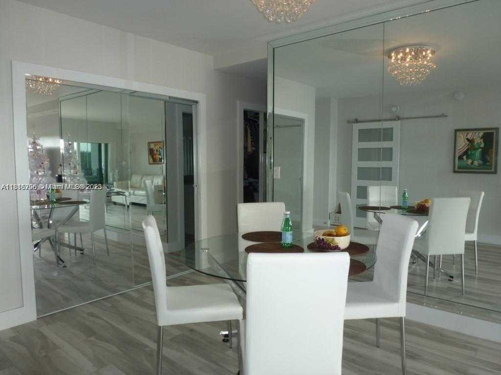 Small Image of 300 BAYVIEW DR #302, Sunny Isles Beach Number 7