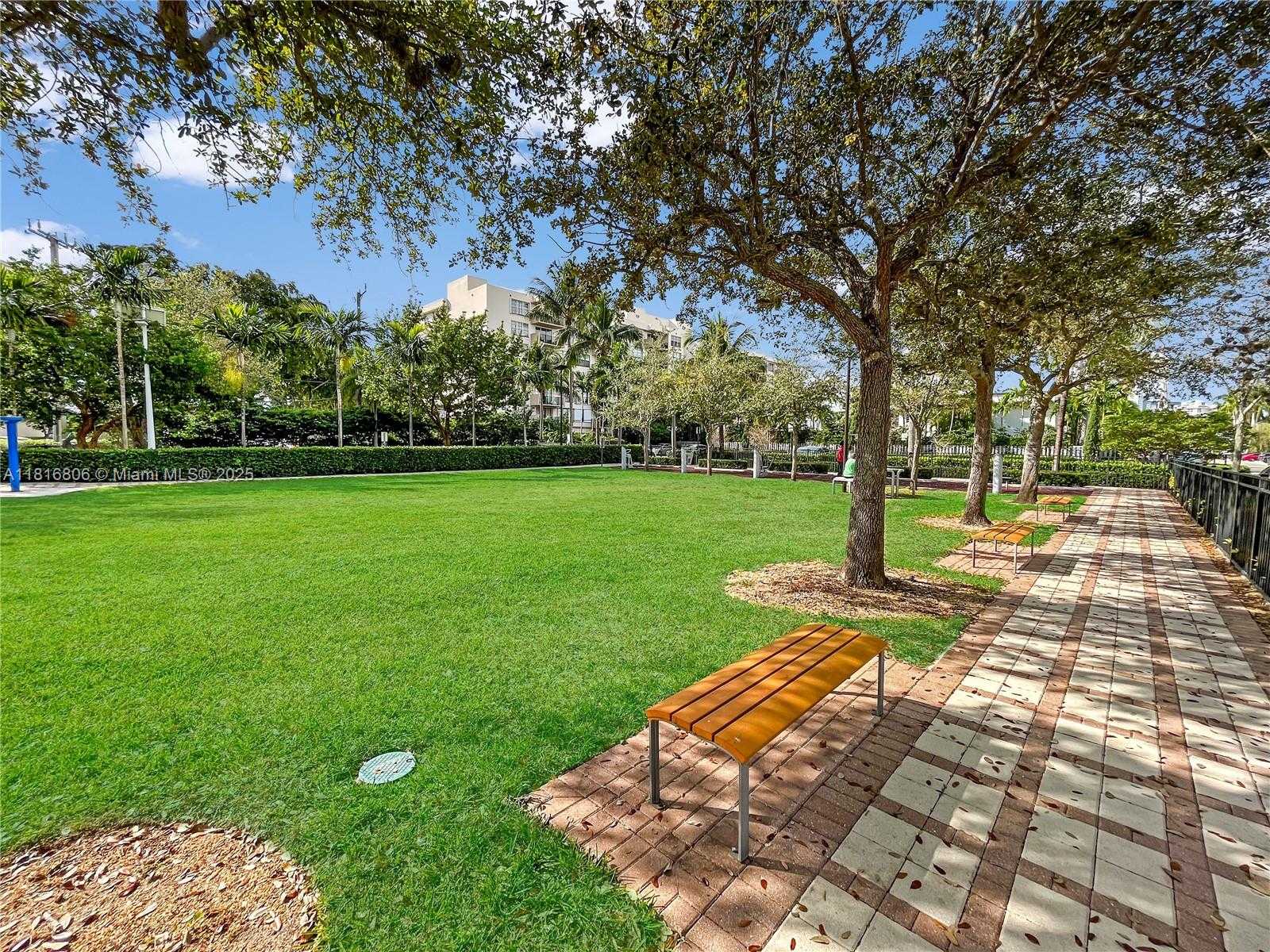 Small Image of 1025 92ND ST #601, Bay Harbor Islands Number 32