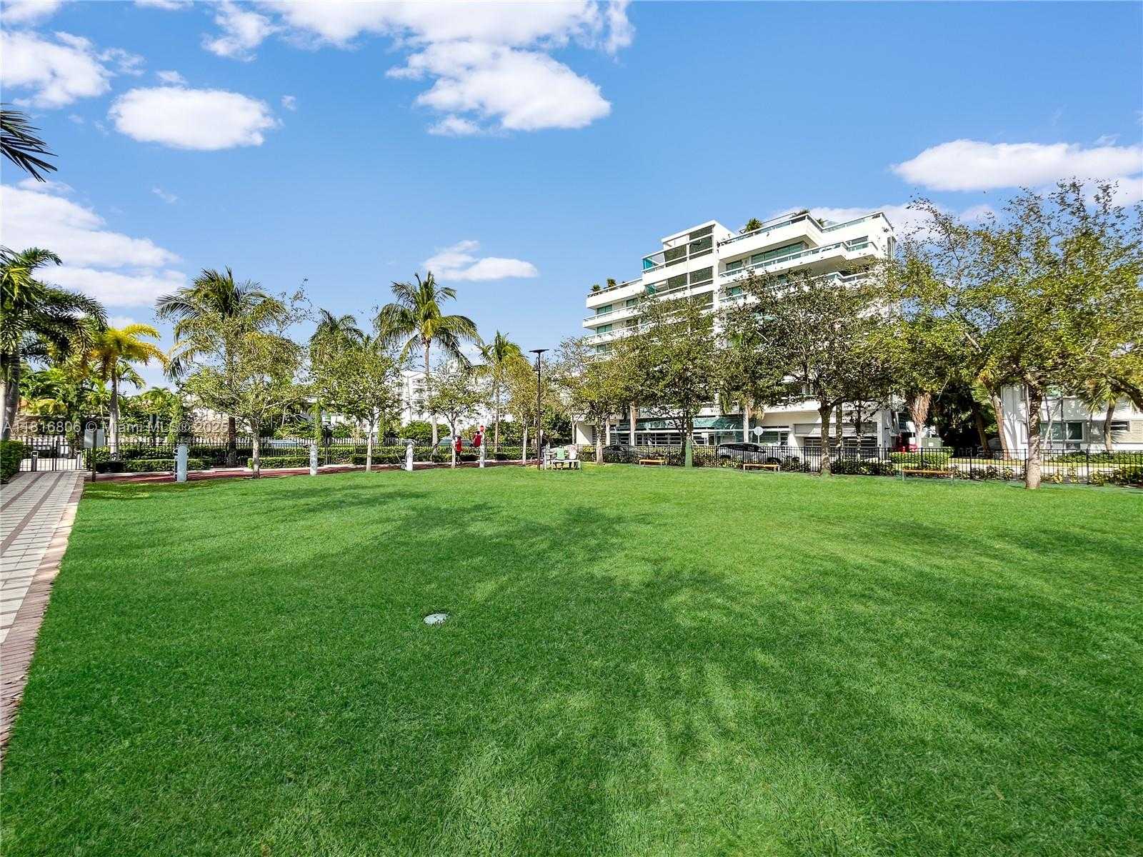 Small Image of 1025 92ND ST #601, Bay Harbor Islands Number 33