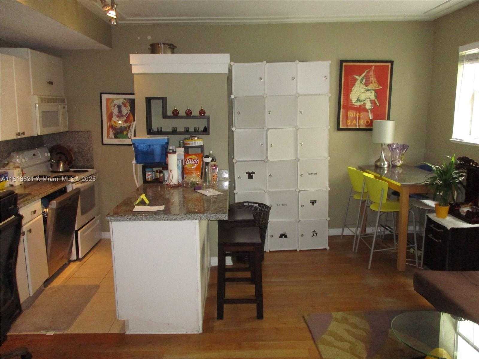 Small Image of 1027 PENNSYLVANIA AVE #105, Miami Beach Number 10