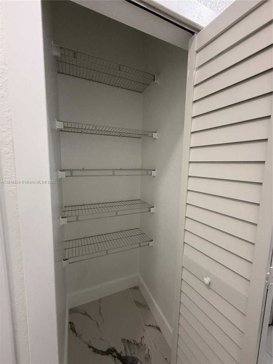 Small Image of 1407 SOUTH EAST 6TH ST #1, Homestead Number 17