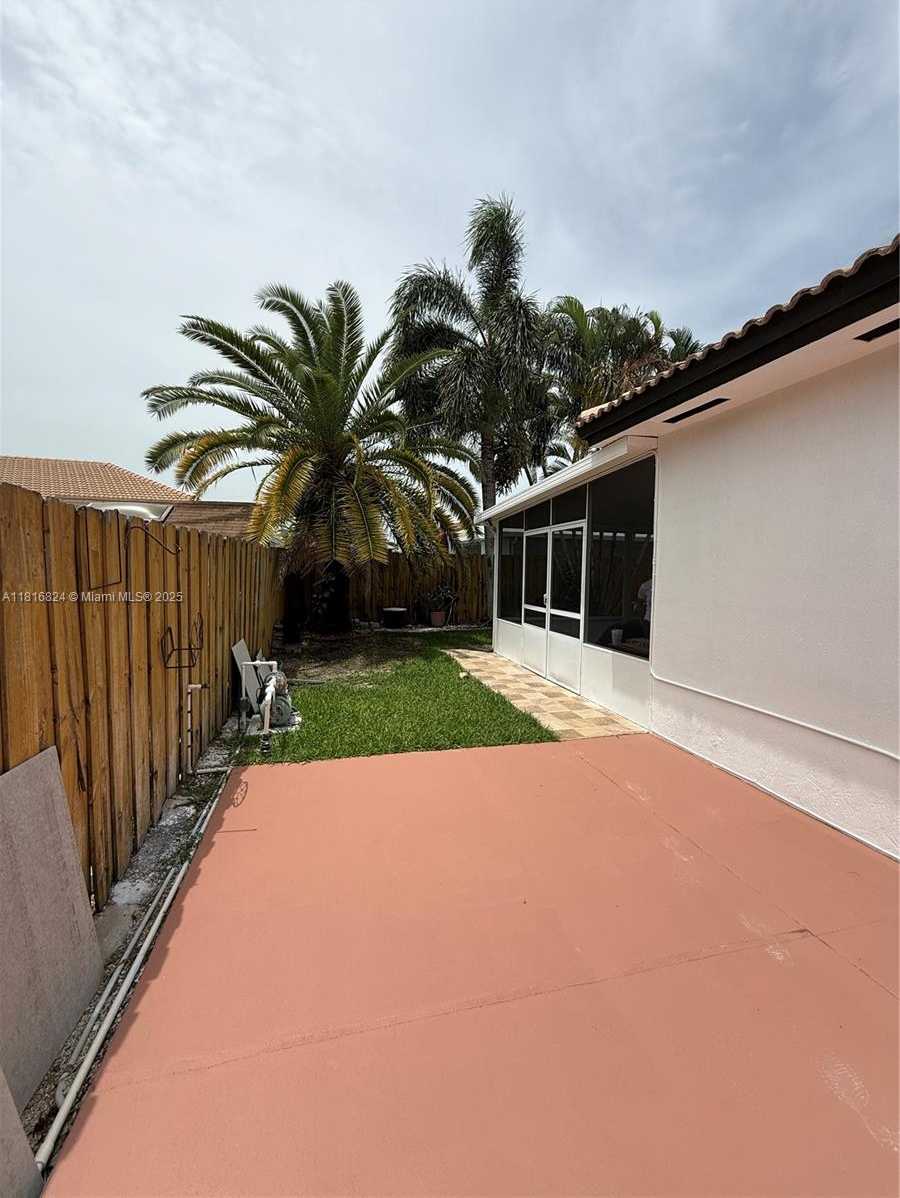 Small Image of 1407 SOUTH EAST 6TH ST #1, Homestead Number 26