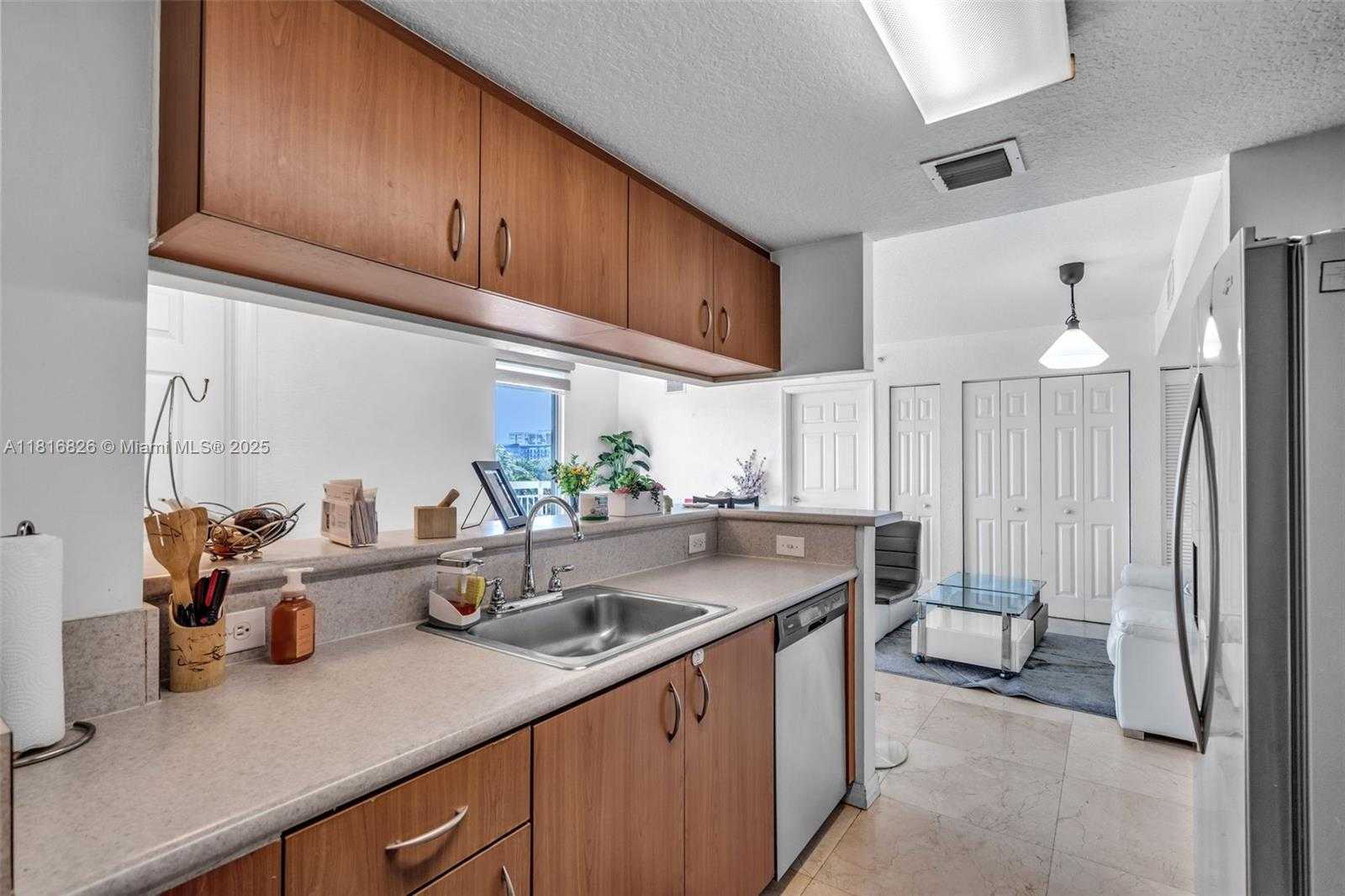 Small Image of 816 NORTH WEST 11TH ST #607, Miami Number 3