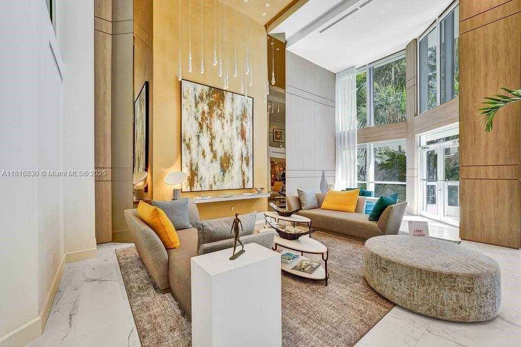 Small Image of 21055 YACHT CLUB DR #502, Aventura Number 29