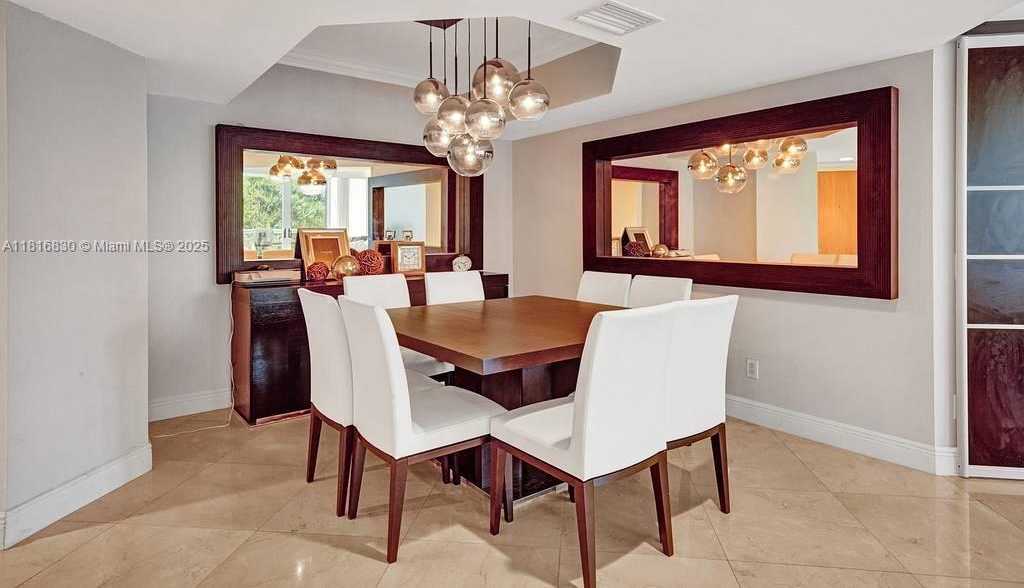 Small Image of 21055 YACHT CLUB DR #502, Aventura Number 5