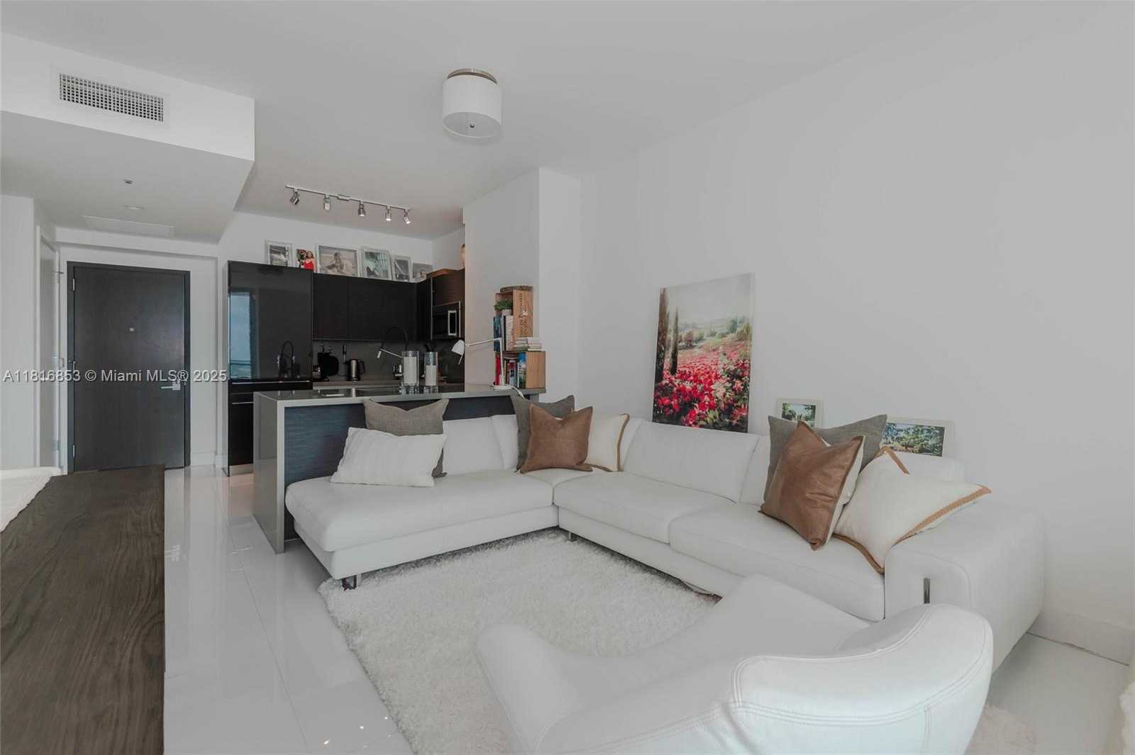Small Image of 1080 BRICKELL AVE #3405, Miami Number 14
