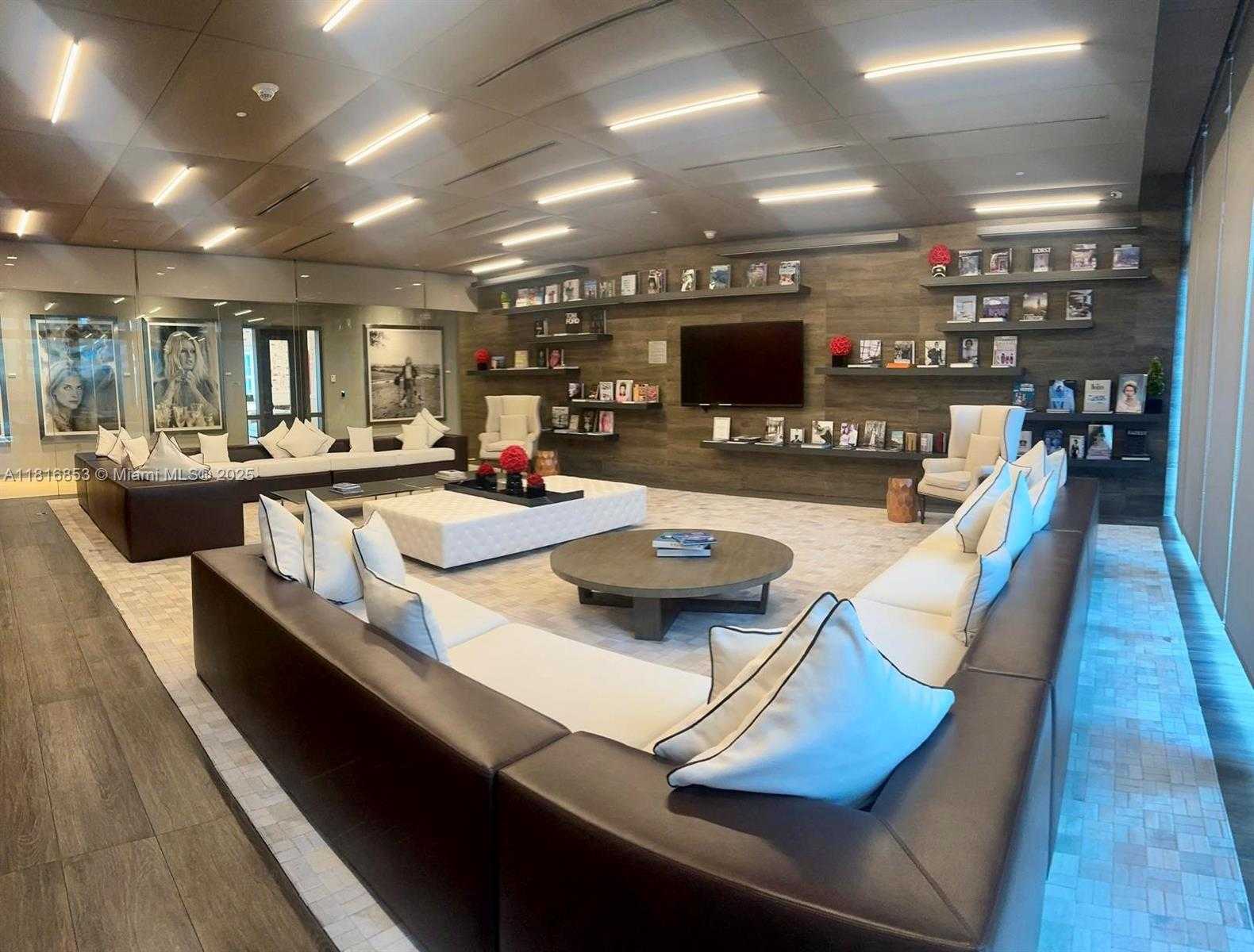 Small Image of 1080 BRICKELL AVE #3405, Miami Number 3