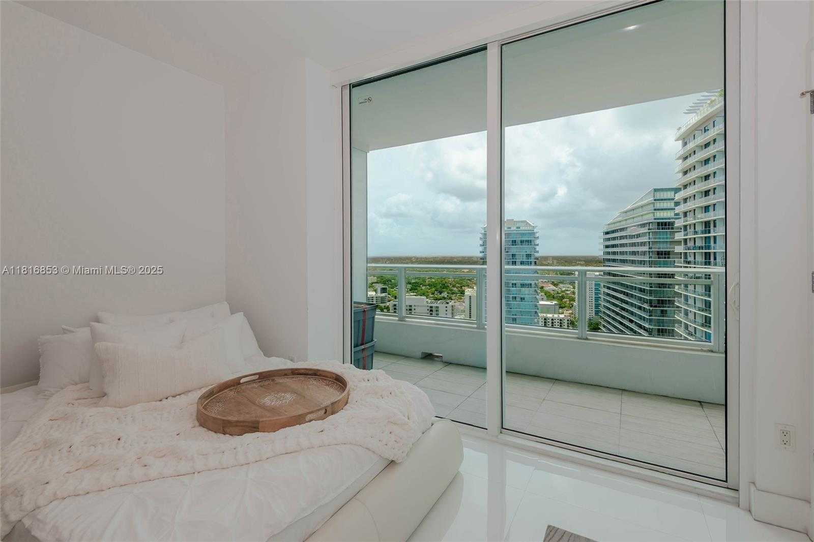 Small Image of 1080 BRICKELL AVE #3405, Miami Number 4
