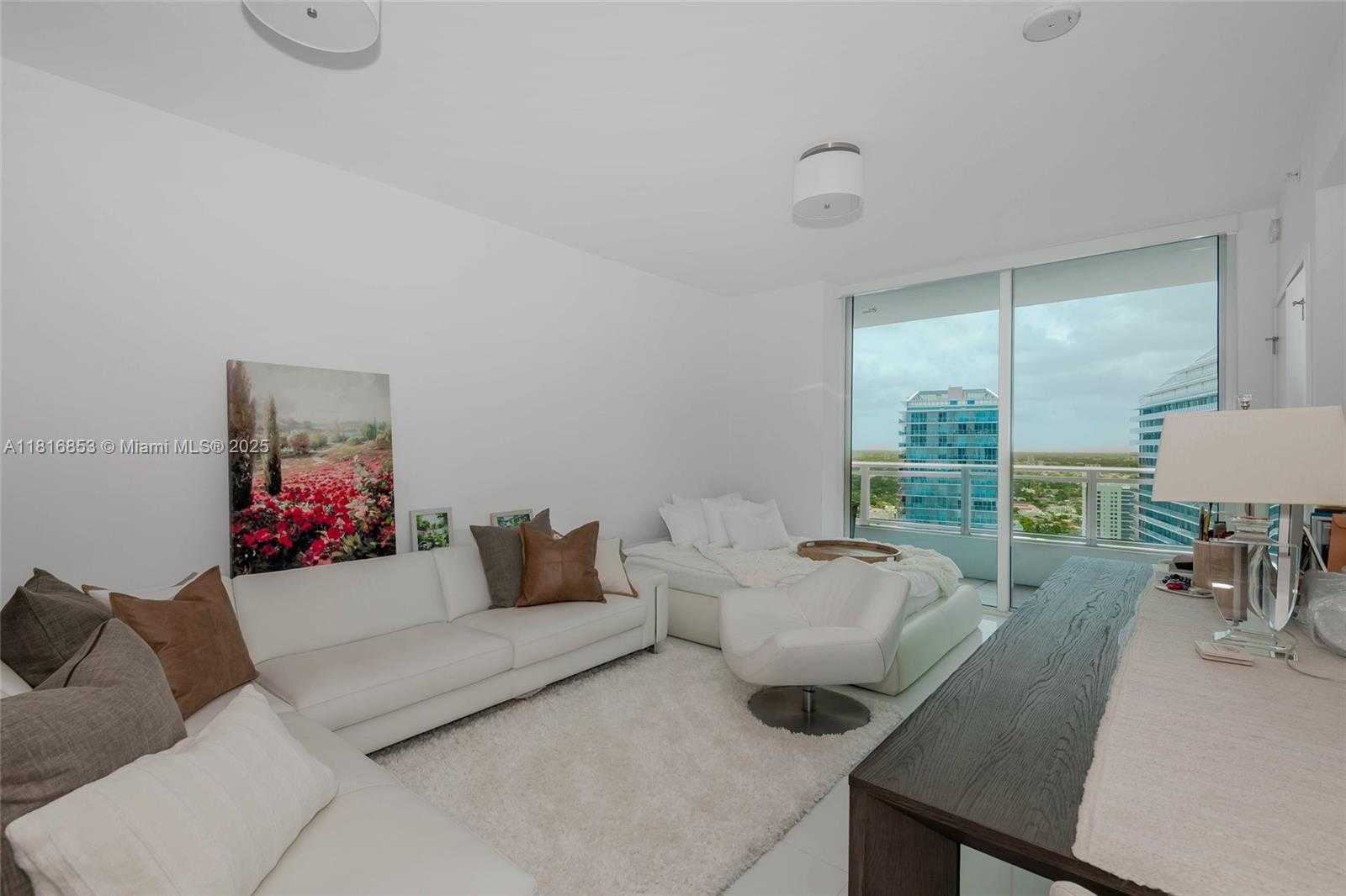 Small Image of 1080 BRICKELL AVE #3405, Miami Number 5