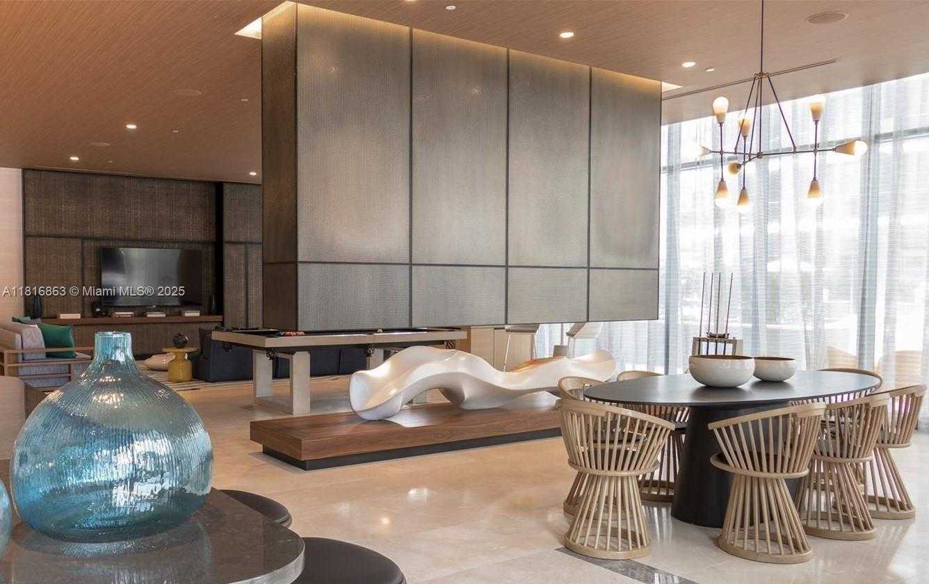 Small Image of 55 SOUTH WEST 9TH ST #2507, Miami Number 14