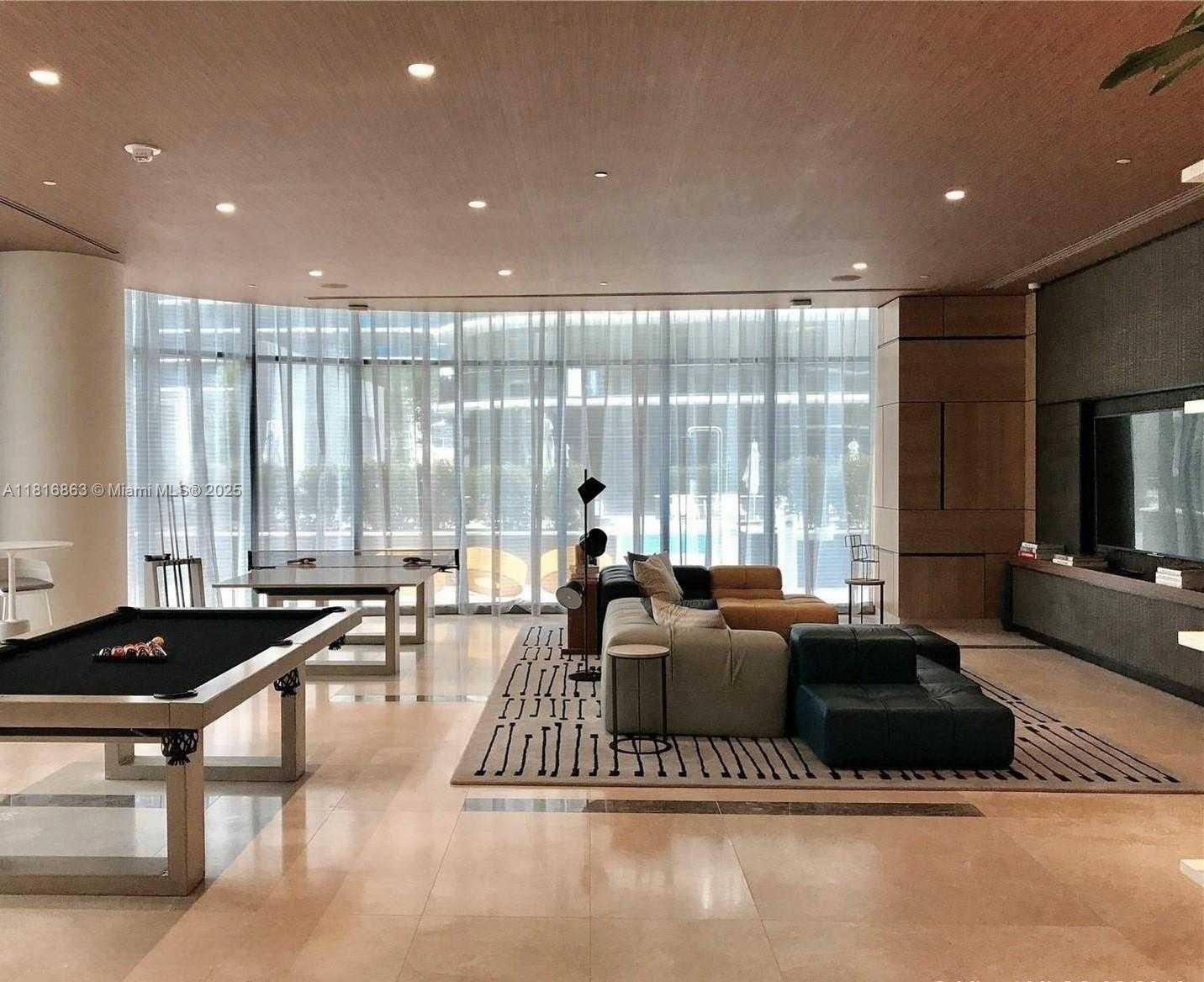 Small Image of 55 SOUTH WEST 9TH ST #2507, Miami Number 17
