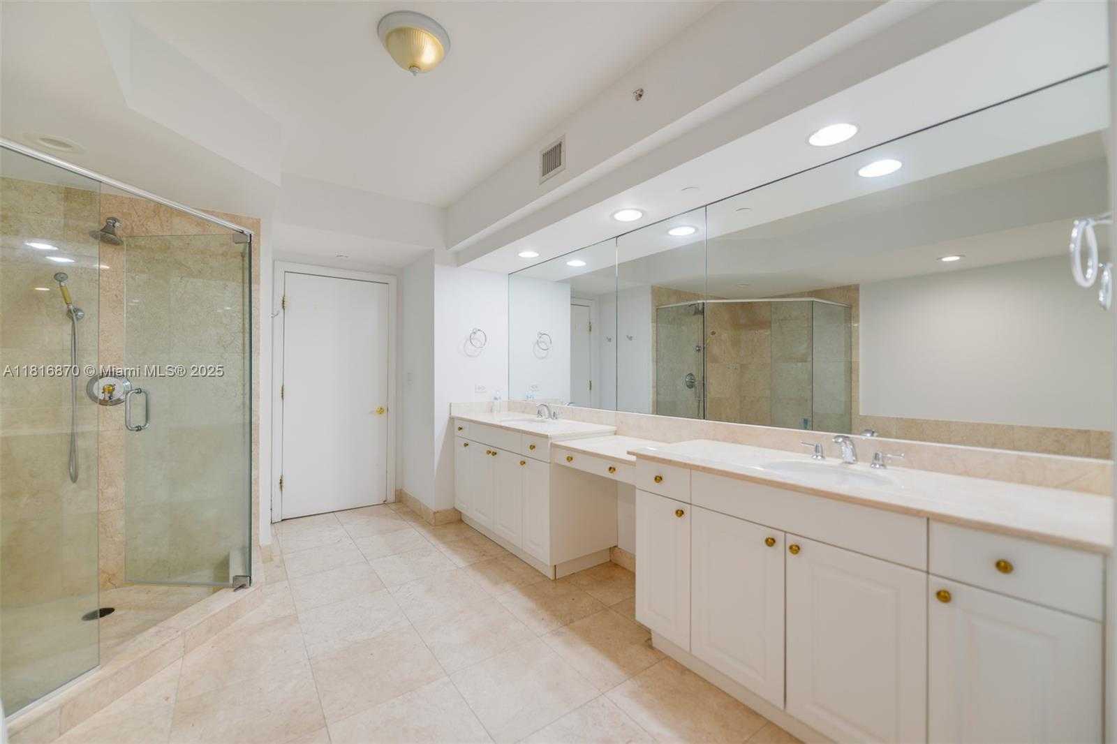 Small Image of 3201 NORTH EAST 183RD ST #2502, Aventura Number 36