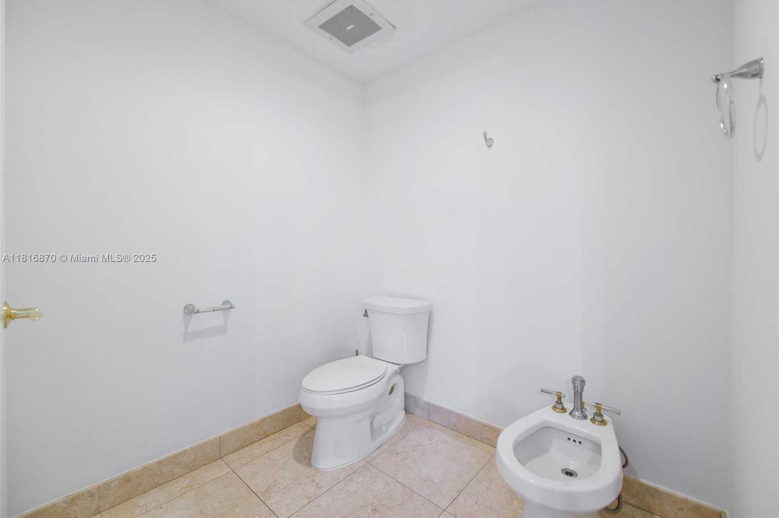 Small Image of 3201 NORTH EAST 183RD ST #2502, Aventura Number 39