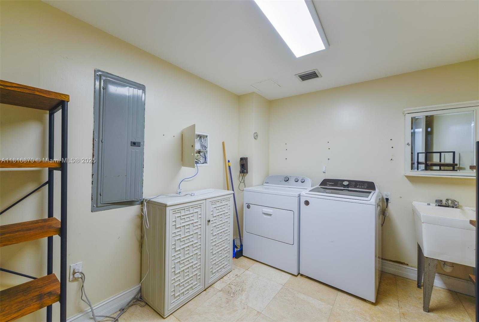 Small Image of 3201 NORTH EAST 183RD ST #2502, Aventura Number 54