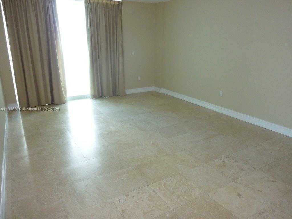 Small Image of 3201 NORTH EAST 183RD ST #2502, Aventura Number 7