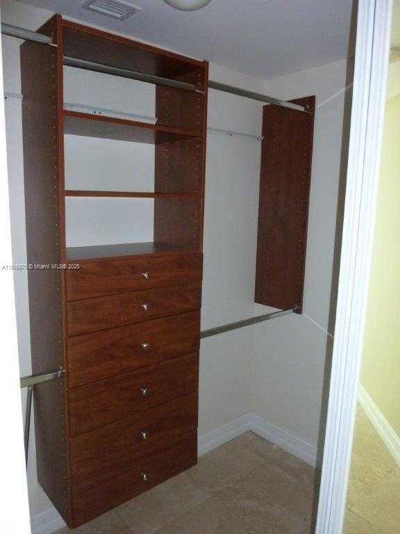 Small Image of 3201 NORTH EAST 183RD ST #2502, Aventura Number 9