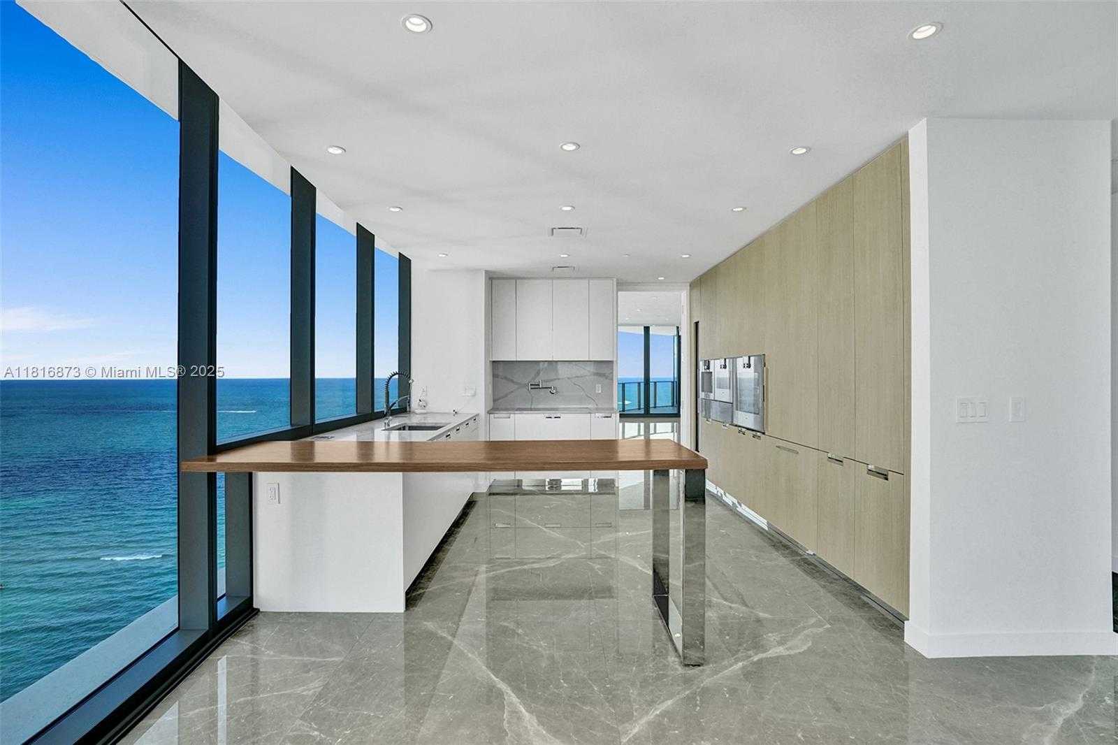 Small Image of 15701 COLLINS AVE #1901, Sunny Isles Beach Number 10