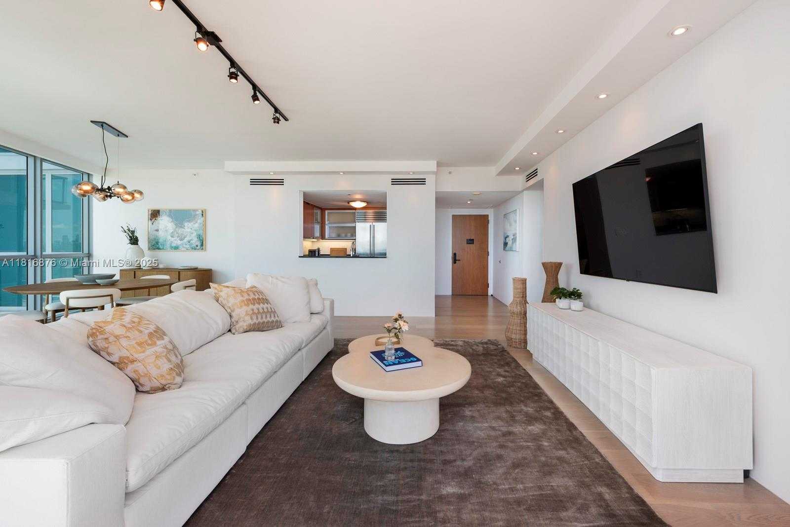 Small Image of 101 20TH ST #3006, Miami Beach Number 6