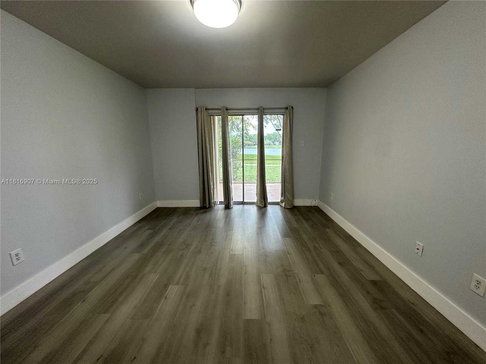 Small Image of 15330 SOUTH WEST 106TH TER #919, Miami Number 11