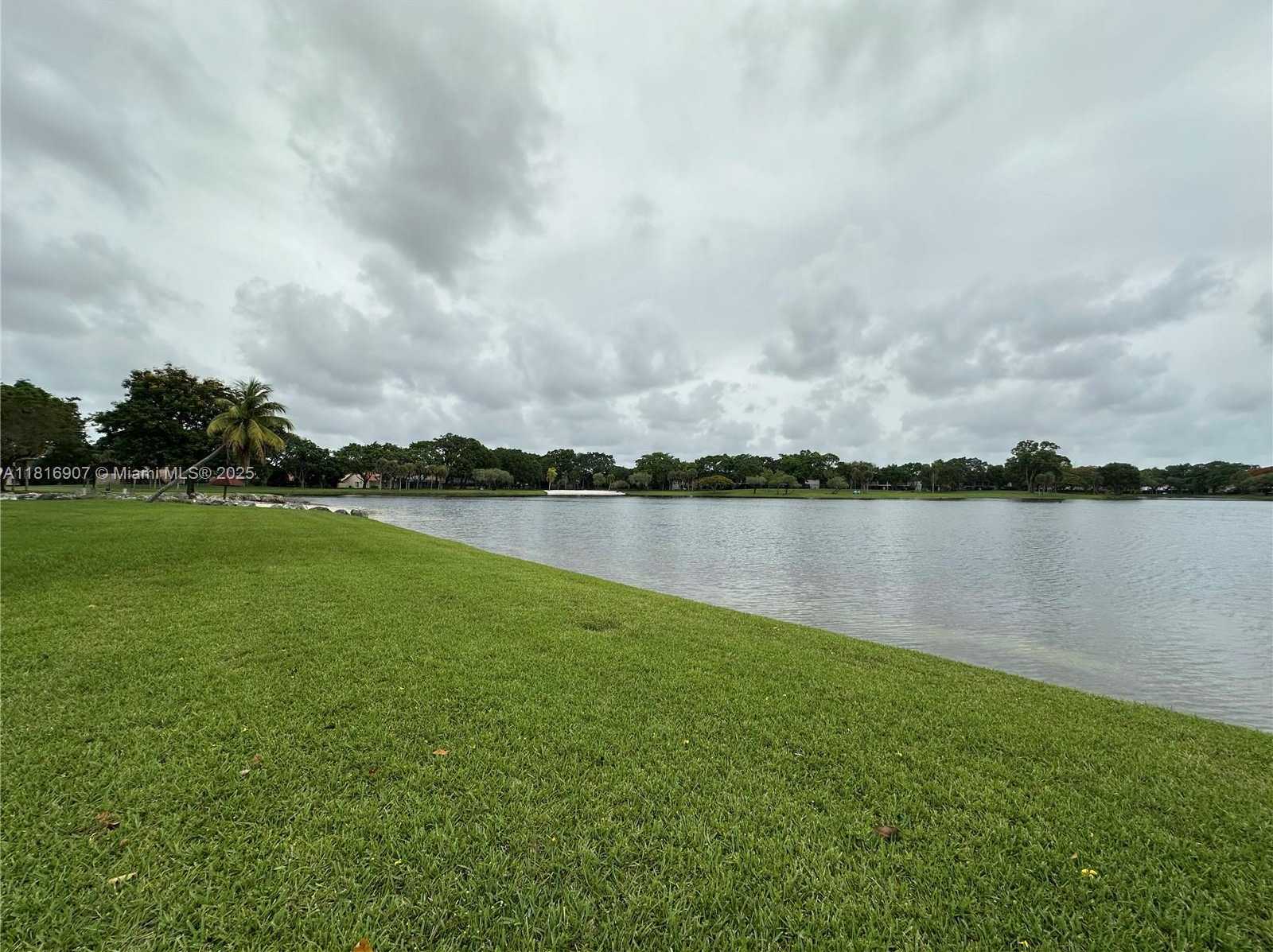 Small Image of 15330 SOUTH WEST 106TH TER #919, Miami Number 23