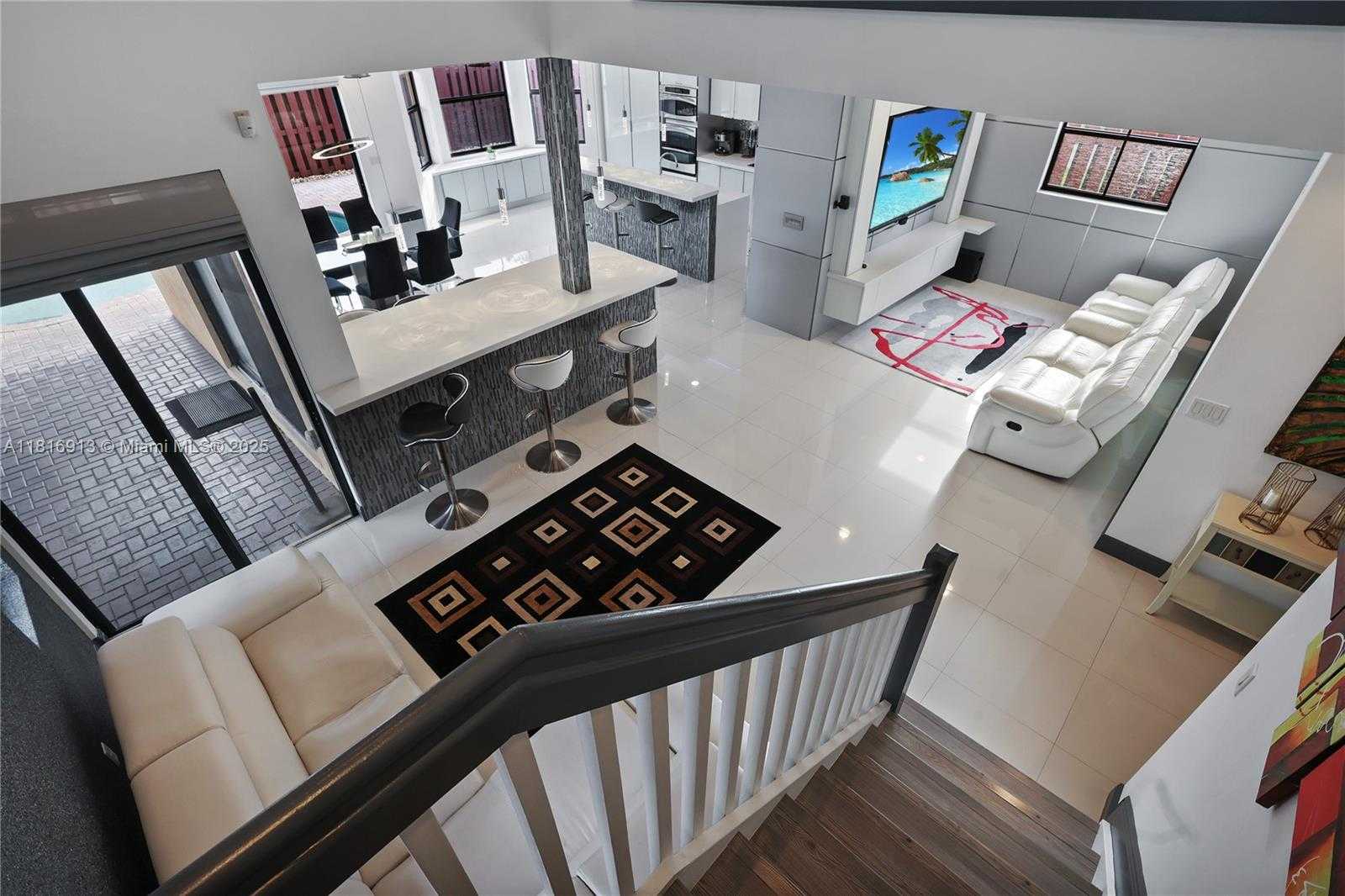 Small Image of 10040 NORTH WEST 10TH ST, Miami Number 30