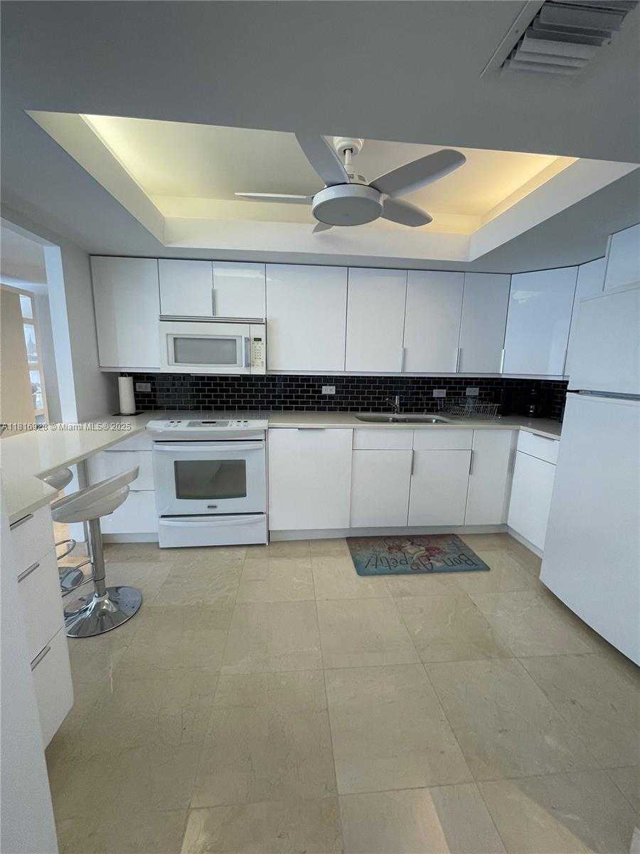 Small Image of 20515 EAST COUNTRY CLUB DR #1847, Aventura Number 7