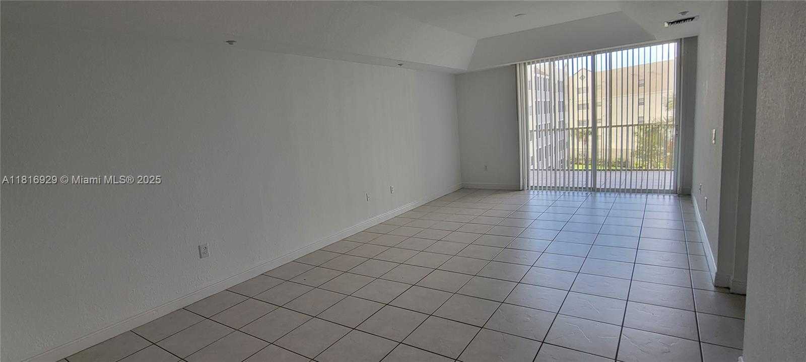 Small Image of 10710 NORTH WEST 66TH ST #409, Doral Number 16