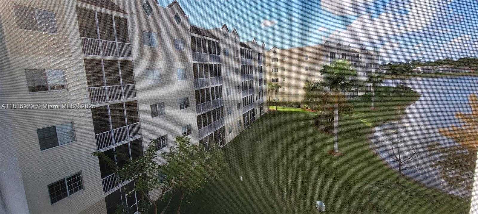 Small Image of 10710 NORTH WEST 66TH ST #409, Doral Number 30