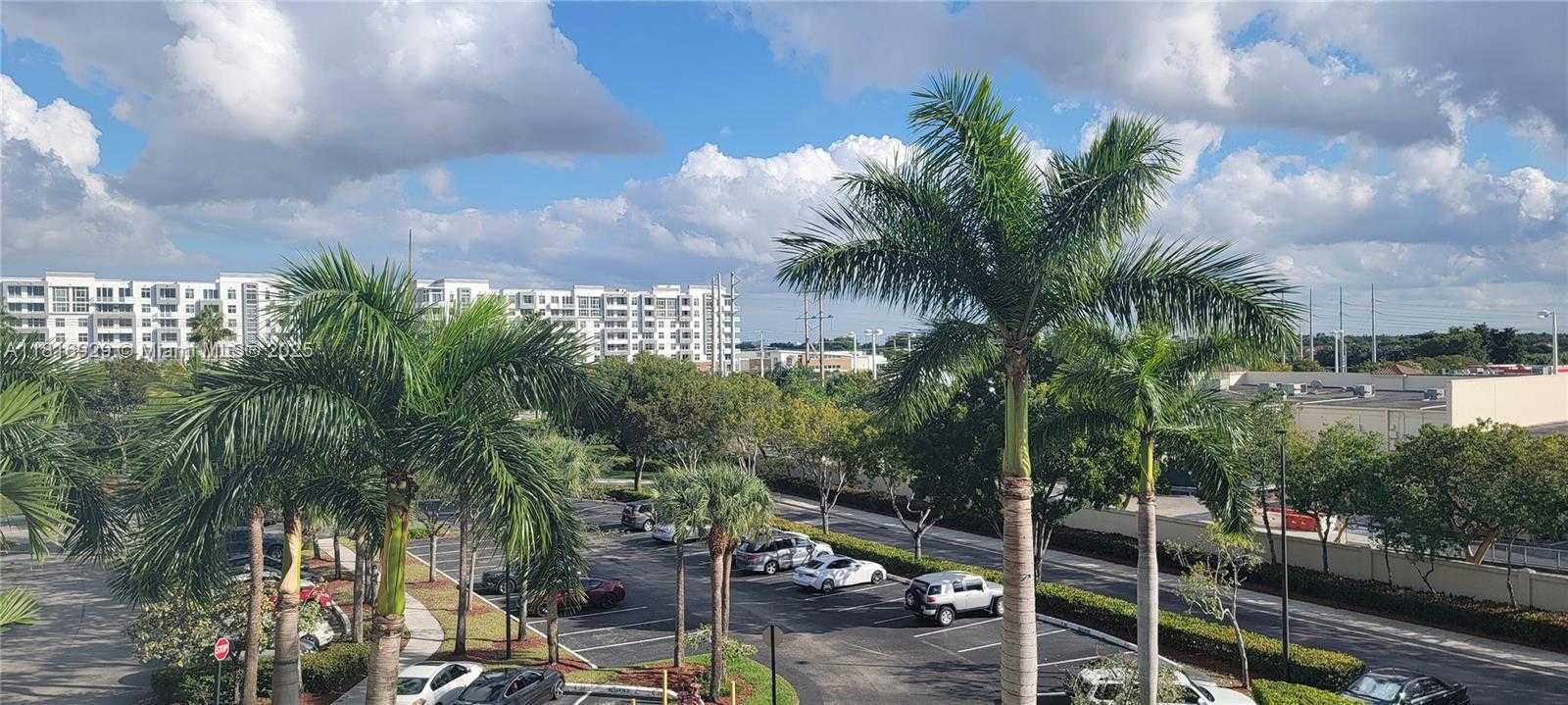 Small Image of 10710 NORTH WEST 66TH ST #409, Doral Number 32
