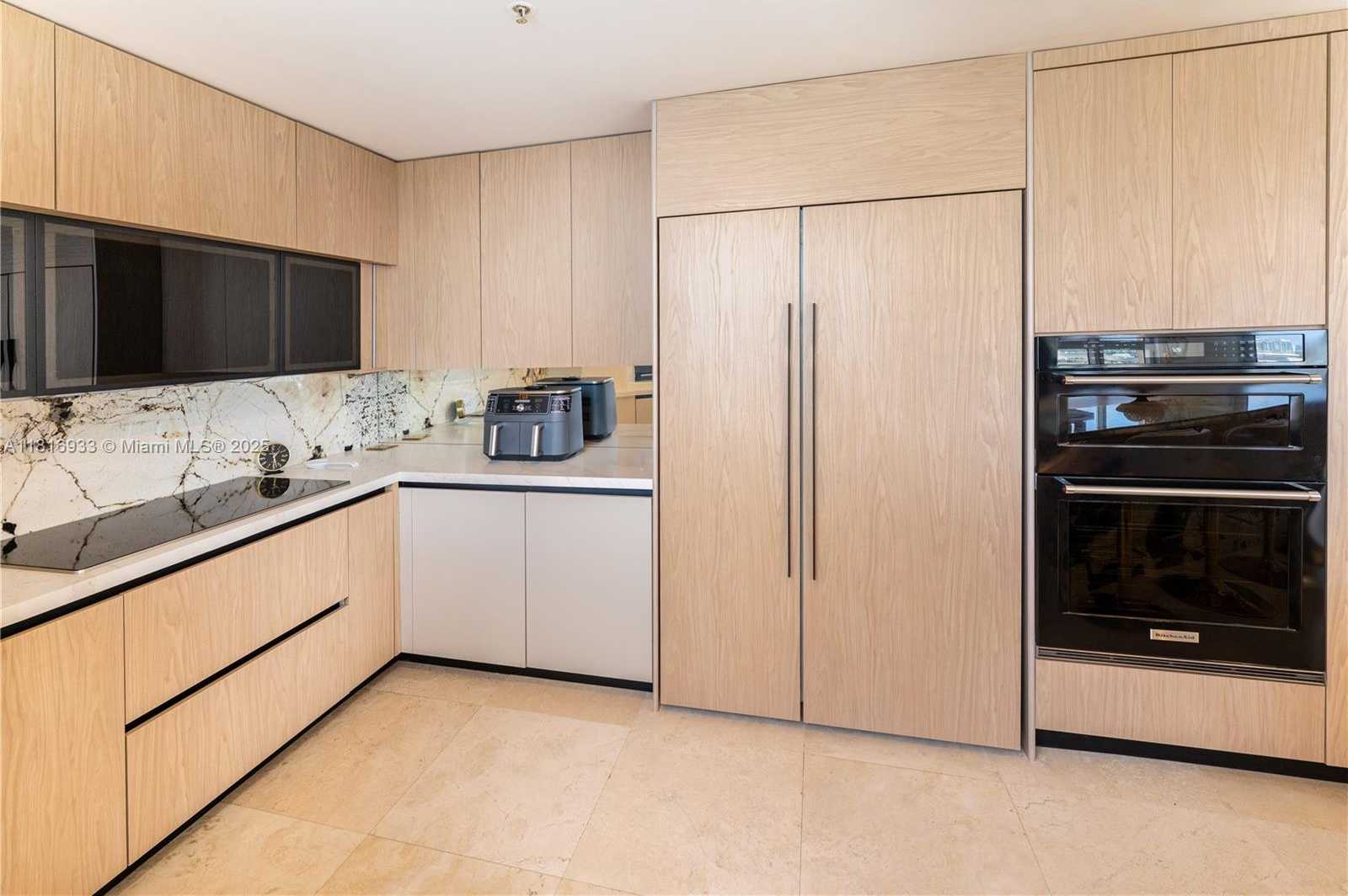 Small Image of 848 BRICKELL KEY DR #1601, Miami Number 13