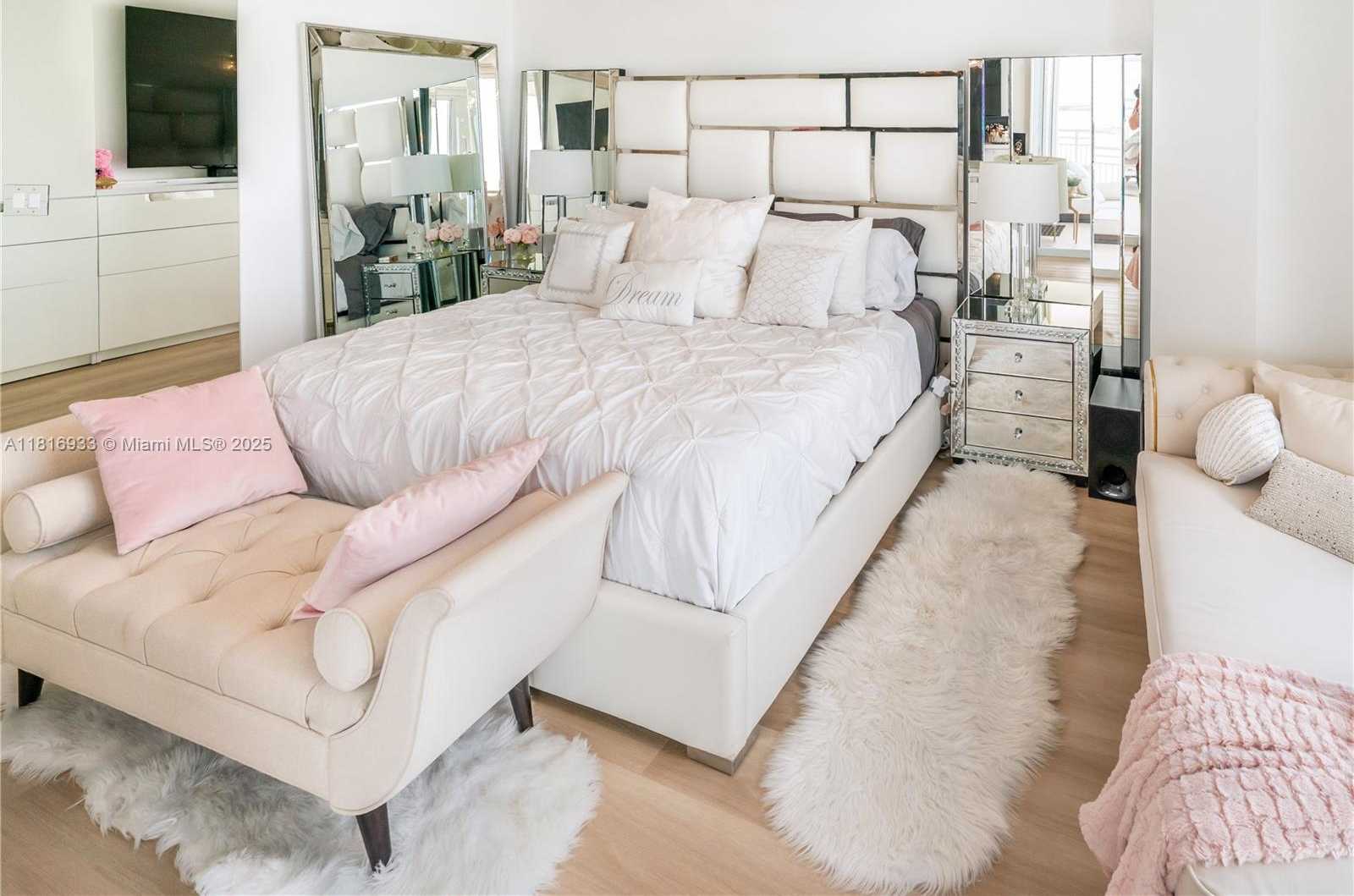 Small Image of 848 BRICKELL KEY DR #1601, Miami Number 15